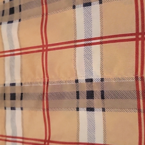 Burberry Classic Plaid square silk scarf *flaws* *missing authentic tag* 34x33 - Picture 4 of 7